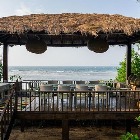 Saffronstays Stella Maris - Luxury Beach Front Villa Near Redi Beach Querim Extérieur photo