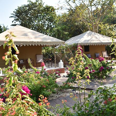 Saffronstays Stella Maris - Luxury Beach Front Villa Near Redi Beach Querim Extérieur photo