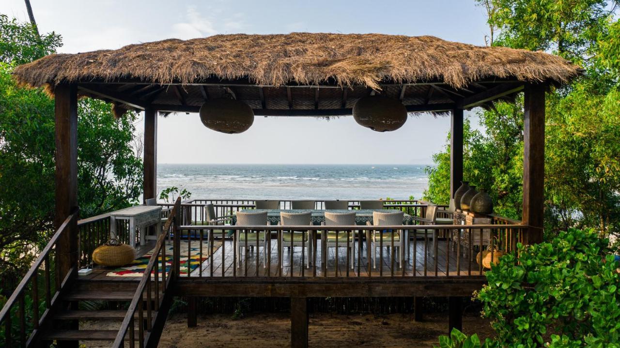 Saffronstays Stella Maris - Luxury Beach Front Villa Near Redi Beach Querim Extérieur photo